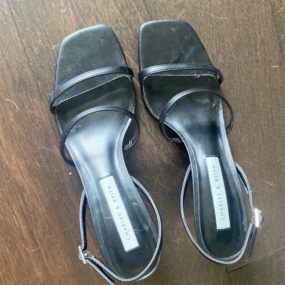 Charles & Keith sexy sandals, size US 6, 6.5 with 6cm heels summer, like new - Picture 3 of 5